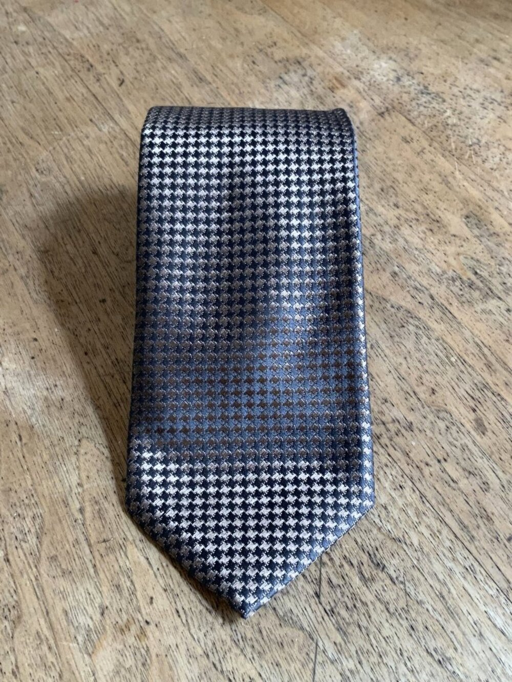 Vintage Canali Men's Silk Necktie. 56 Inches